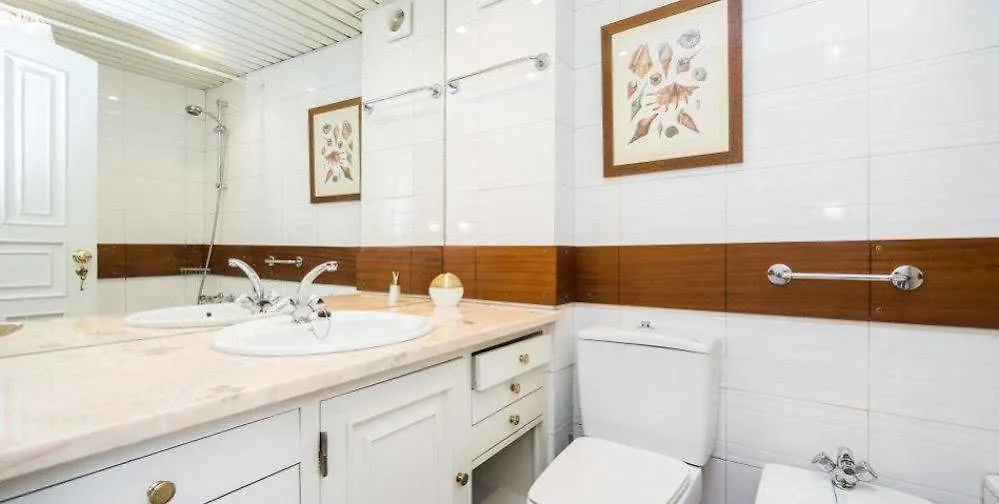 Lisbon Apartments Near River Ξενοδοχείο